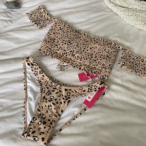 NWT ANIMAL PRINT BIKINI SET